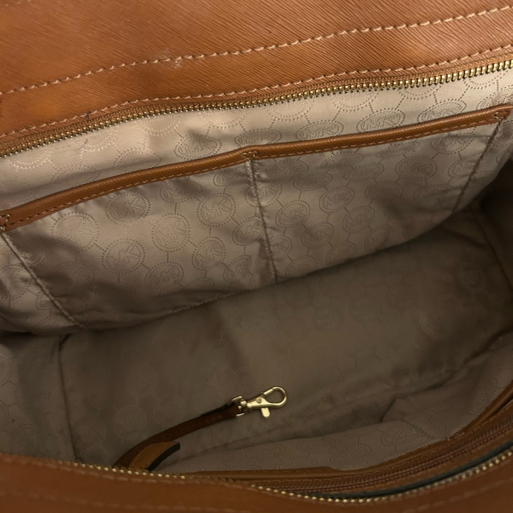 🌷MICHAEL KORS🌷Brown Saffiano Leather Satchel Crossbody Selma Medium Bag - Picture 11 of 13